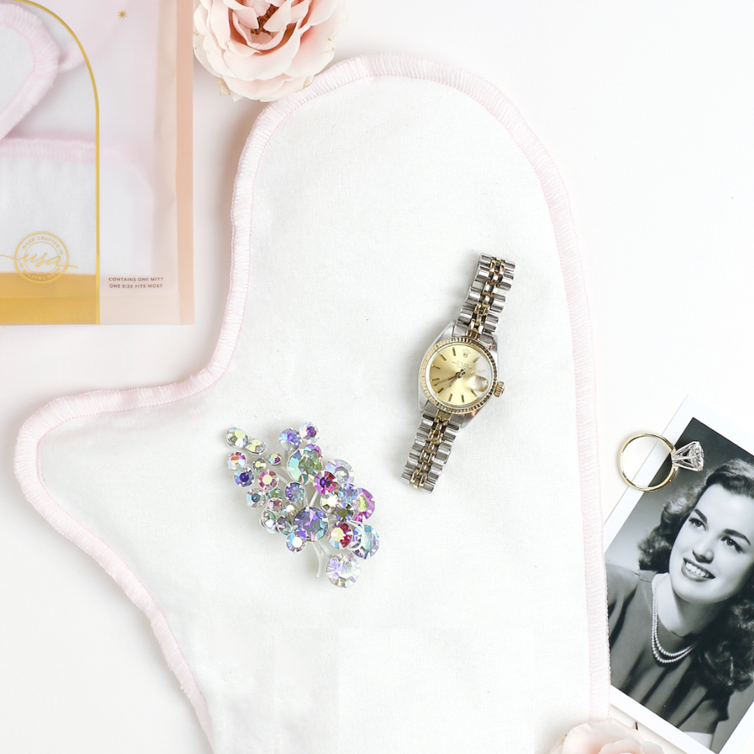 Glitzy Glove® Jewelry Polishing Mitt