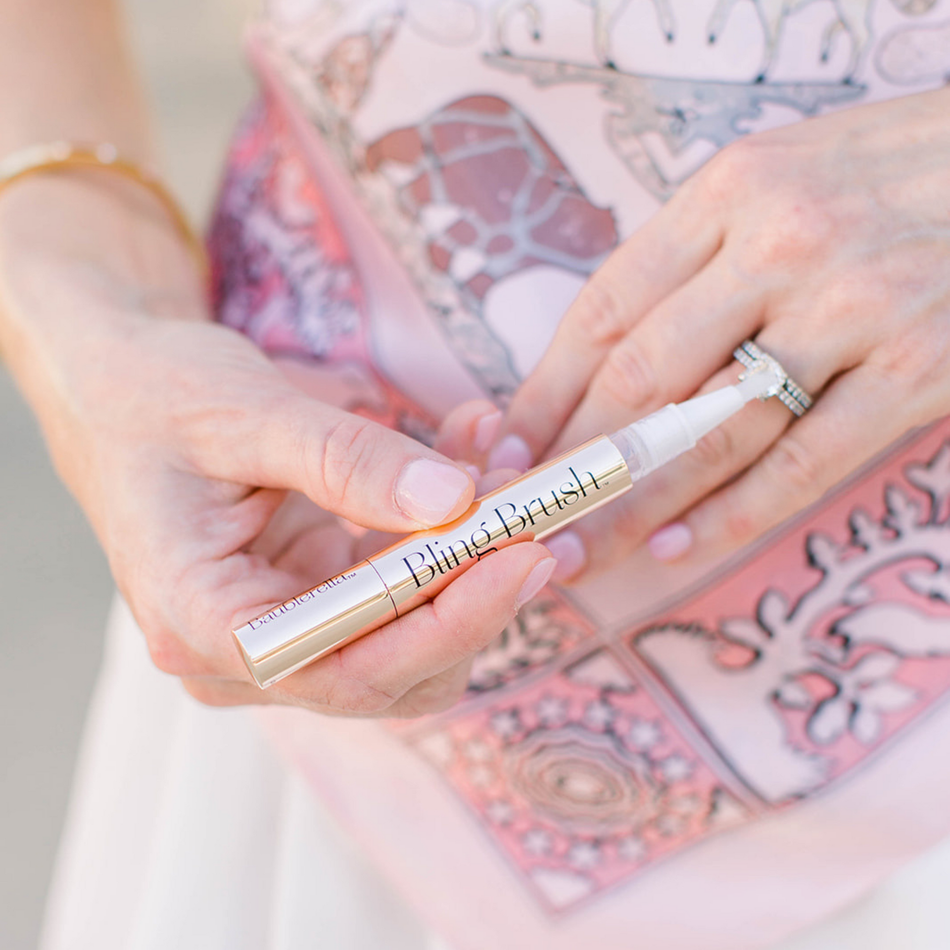Bling Brush® Jewelry Cleaning Pen | Non-Toxic Diamond Cleaner